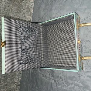 hard Cigar purse